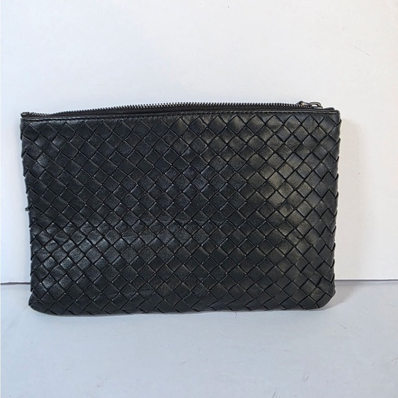 Bottega Veneta Handbags - Bottega Veneta Woven Unisex pouch